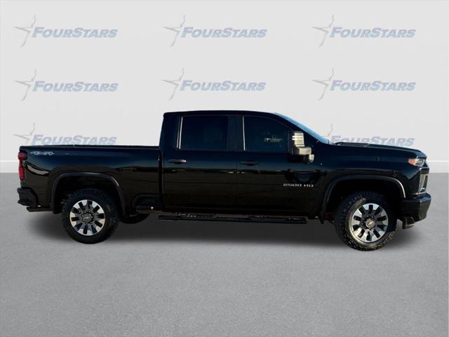 2022 Chevrolet Silverado 2500HD 4WD Crew Cab Standard Bed Custom