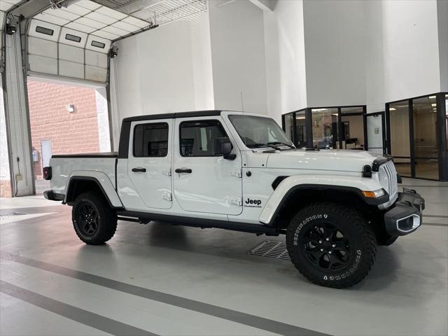 2022 Jeep Gladiator Sport S 4x4