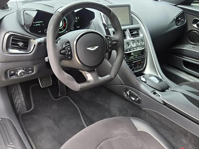 2023 Aston Martin DBS Coupe