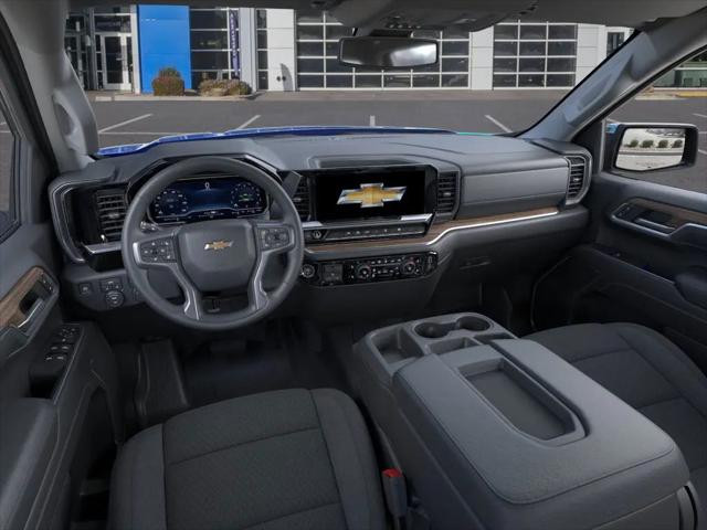 2025 Chevrolet Silverado 1500 2WD Crew Cab Standard Bed LT