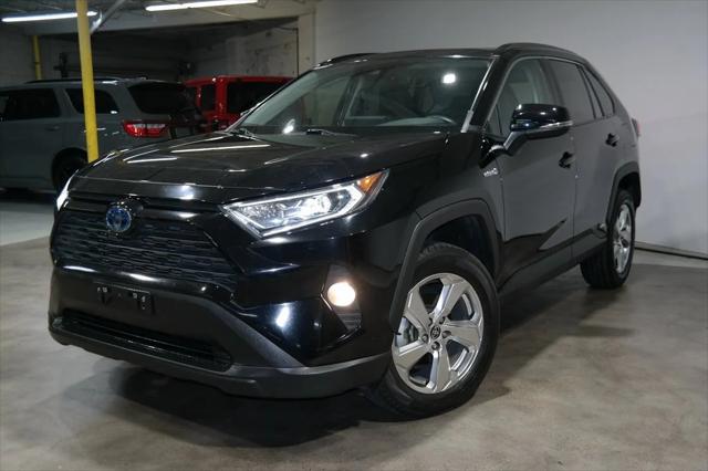 2021 Toyota RAV4 Hybrid XLE Premium