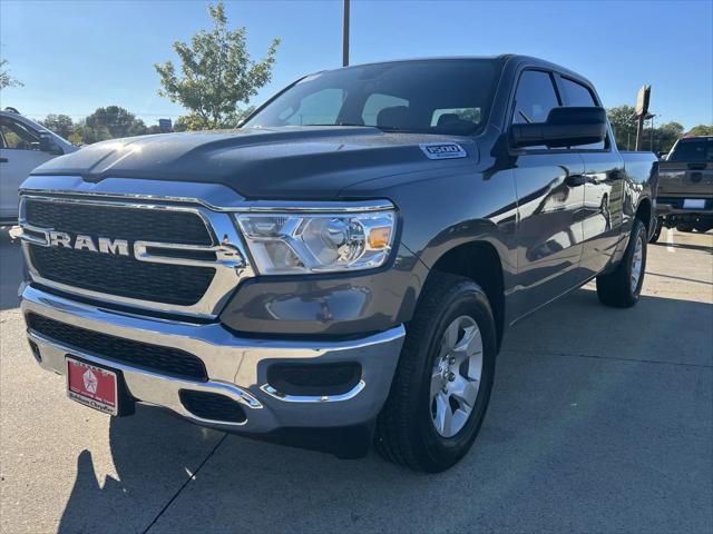 2024 RAM Ram 1500 RAM 1500 TRADESMAN CREW CAB 4X4 57 BOX