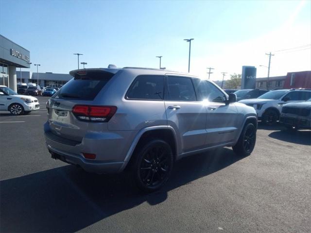 2021 Jeep Grand Cherokee Laredo X 4x4