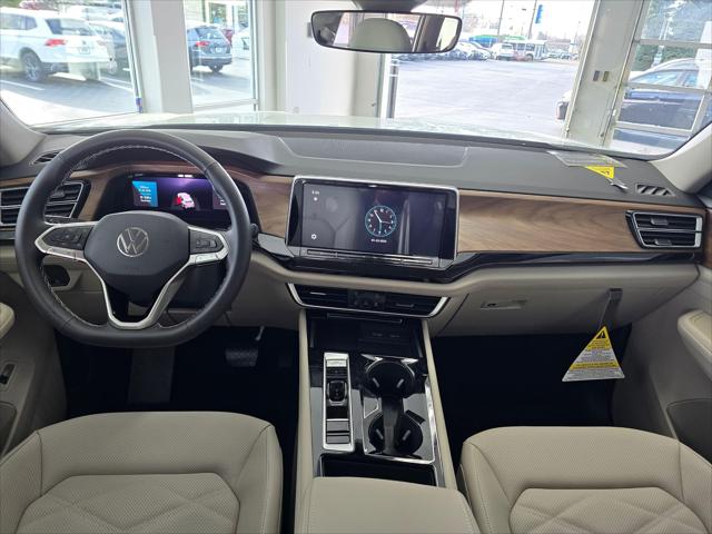 2024 Volkswagen Atlas 2.0T SE w/Technology