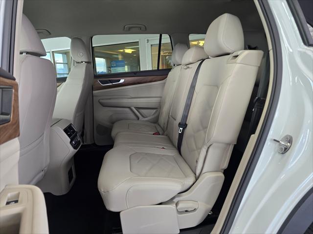 2024 Volkswagen Atlas 2.0T SE w/Technology