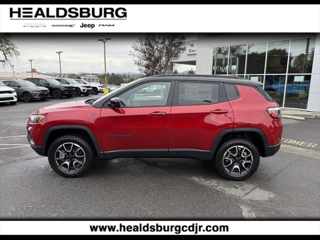 2025 Jeep Compass COMPASS TRAILHAWK 4X4