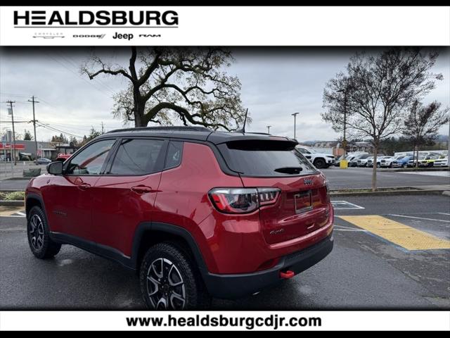 2025 Jeep Compass COMPASS TRAILHAWK 4X4