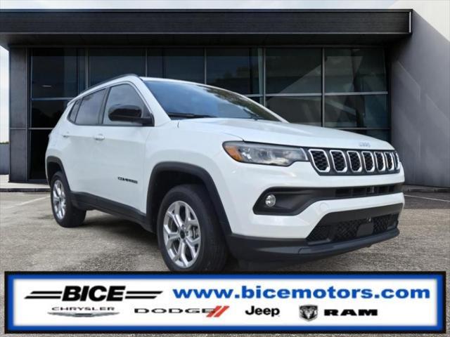 2025 Jeep Compass COMPASS LATITUDE 4X4