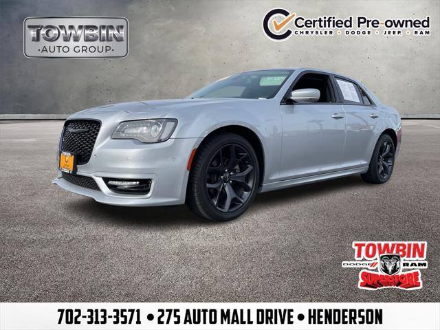 2022 Chrysler 300 Touring L