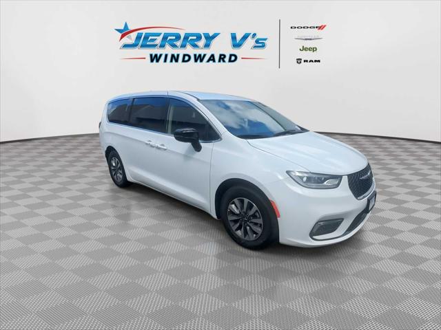 2024 Chrysler Pacifica Hybrid PACIFICA PLUG-IN HYBRID SELECT 2024 Chrysler Pacifica Hybrid PACIFICA PLUG-IN HYBRID SELECT