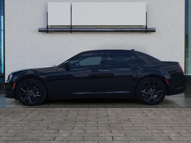 2021 Chrysler 300 Touring