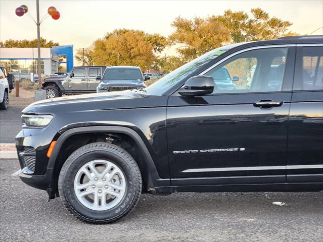 2023 Jeep Grand Cherokee Laredo 4x4