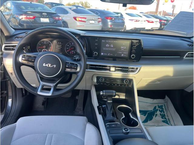 2022 Kia K5 LXS