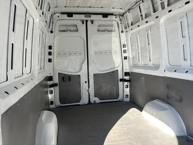 2013 Mercedes-Benz Sprinter 2500 2500 3dr 170 in. WB High Roof Cargo Van
