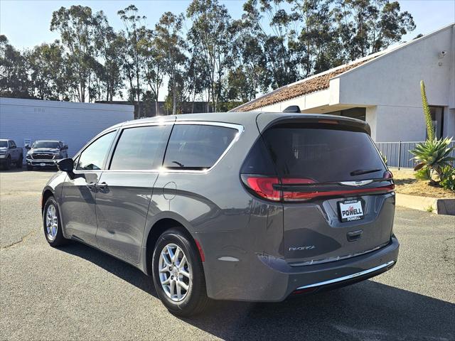 2025 Chrysler Pacifica PACIFICA SELECT