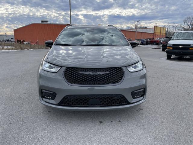2025 Chrysler Pacifica PACIFICA LIMITED