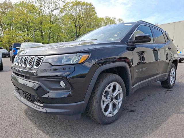 2025 Jeep Compass COMPASS LATITUDE 4X4