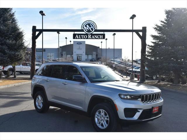 2025 Jeep Grand Cherokee GRAND CHEROKEE LAREDO 4X4 2025 Jeep Grand Cherokee GRAND CHEROKEE LAREDO 4X4