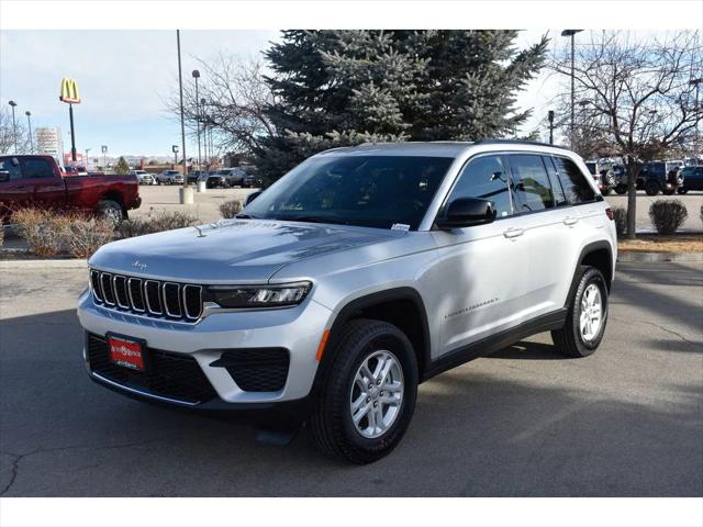 2025 Jeep Grand Cherokee GRAND CHEROKEE LAREDO 4X4 2025 Jeep Grand Cherokee GRAND CHEROKEE LAREDO 4X4