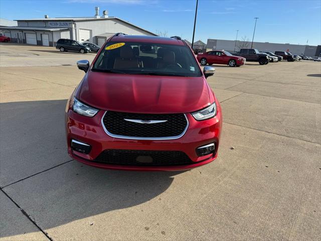 2025 Chrysler Pacifica PACIFICA PINNACLE AWD