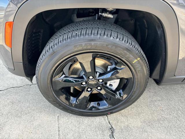 2025 Jeep Grand Cherokee GRAND CHEROKEE L ALTITUDE X 4X2
