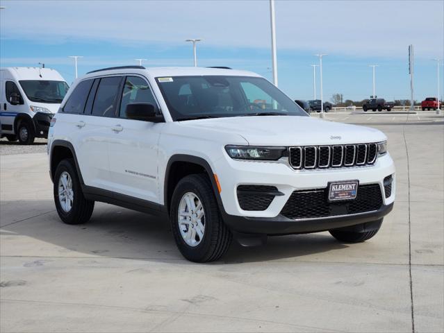 2025 Jeep Grand Cherokee GRAND CHEROKEE LAREDO 4X2