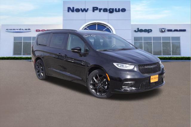 2025 Chrysler Pacifica PACIFICA LIMITED