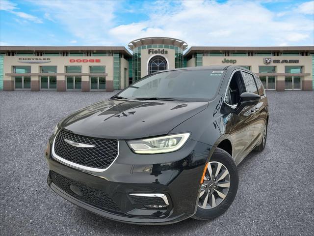 2025 Chrysler Pacifica Hybrid PACIFICA PLUG-IN HYBRID SELECT