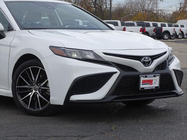 2022 Toyota Camry SE