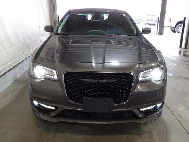 2022 Chrysler 300 Touring L AWD