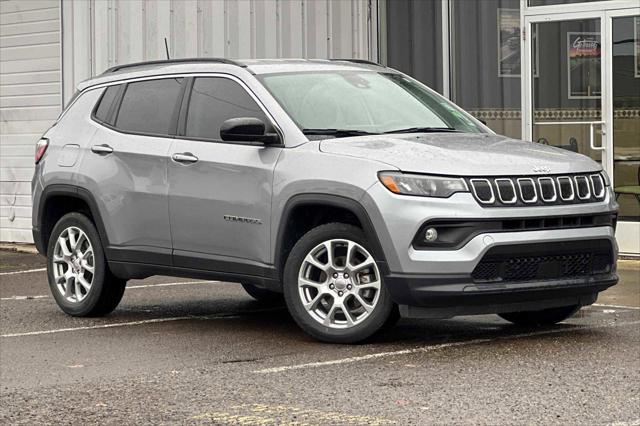 2022 Jeep Compass Latitude Lux 4x4