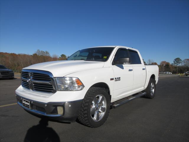 2017 RAM 1500 Lone Star Crew Cab 4x4 57 Box