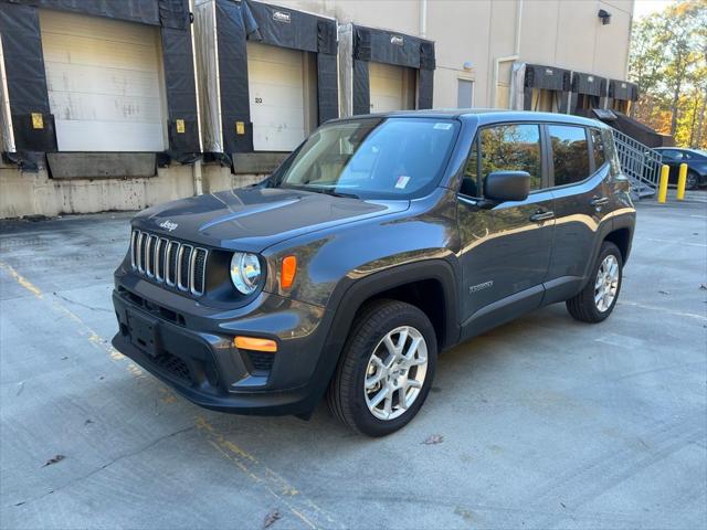 2023 Jeep Renegade RENEGADE LATITUDE 4X4