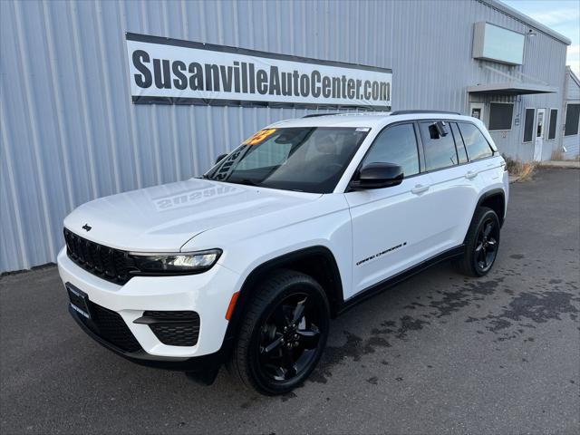 2023 Jeep Grand Cherokee Altitude 4x4
