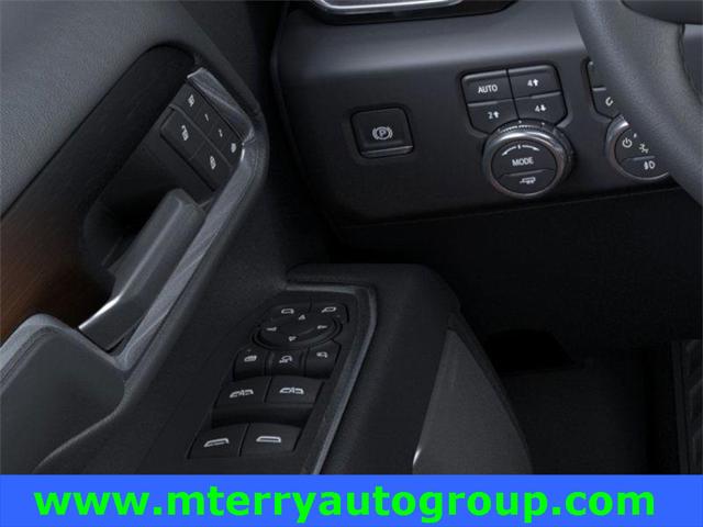 2024 GMC Sierra 2500HD 4WD Crew Cab Standard Bed Denali