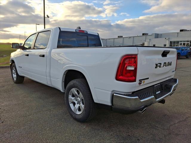 2025 RAM Ram 1500 RAM 1500 BIG HORN CREW CAB 4X4 64 BOX