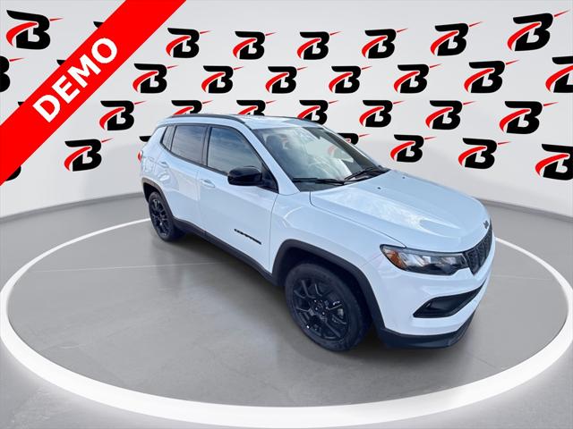 2025 Jeep Compass COMPASS LATITUDE 4X4