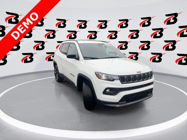 2025 Jeep Compass COMPASS LATITUDE 4X4