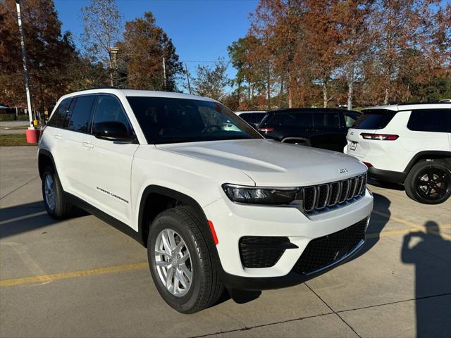 2025 Jeep Grand Cherokee GRAND CHEROKEE LAREDO X 4X2