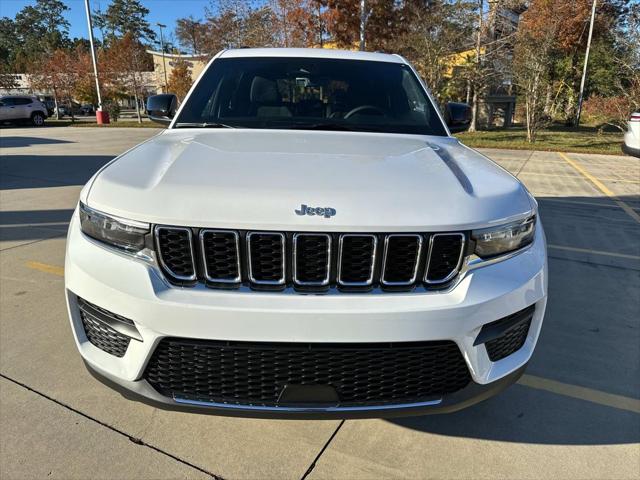 2025 Jeep Grand Cherokee GRAND CHEROKEE LAREDO X 4X2