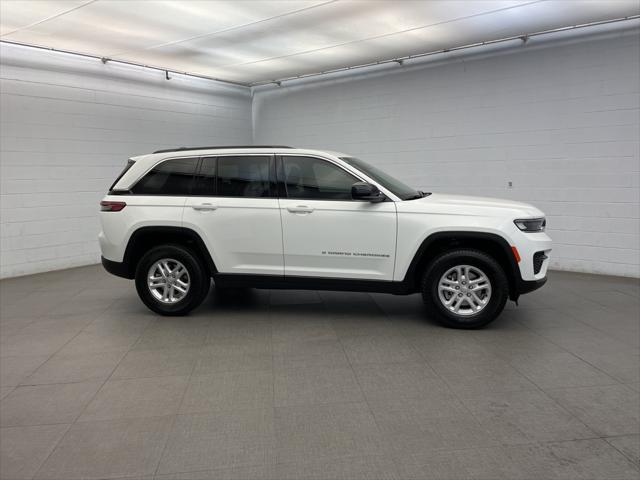 2025 Jeep Grand Cherokee GRAND CHEROKEE LAREDO 4X2