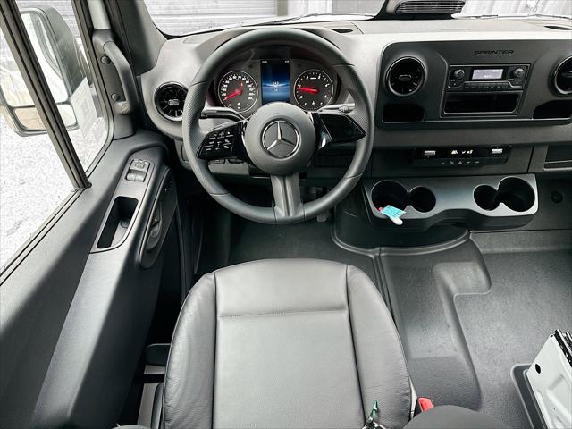 2025 Mercedes-Benz Sprinter 2500 Standard Roof 4-Cyl Diesel HO