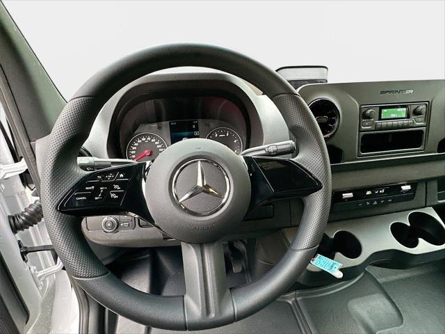 2025 Mercedes-Benz Sprinter 2500 Standard Roof 4-Cyl Diesel HO