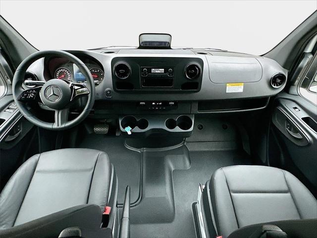 2025 Mercedes-Benz Sprinter 2500 Standard Roof 4-Cyl Diesel HO