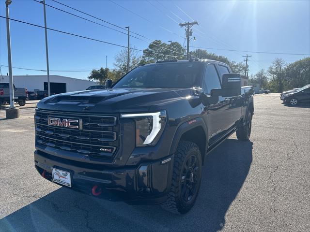 2024 GMC Sierra 2500HD 4WD Crew Cab Standard Bed AT4