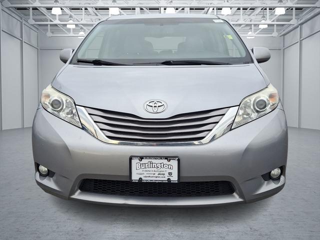 2017 Toyota Sienna XLE 7 Passenger