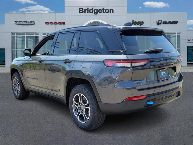 2022 Jeep Grand Cherokee 4xe Trailhawk 4x4