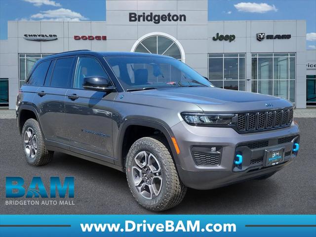 2022 Jeep Grand Cherokee 4xe Trailhawk 4x4