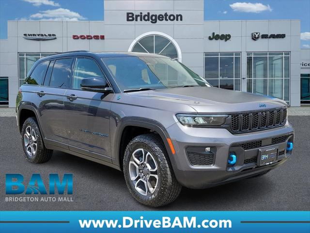 2022 Jeep Grand Cherokee 4xe Trailhawk 4x4