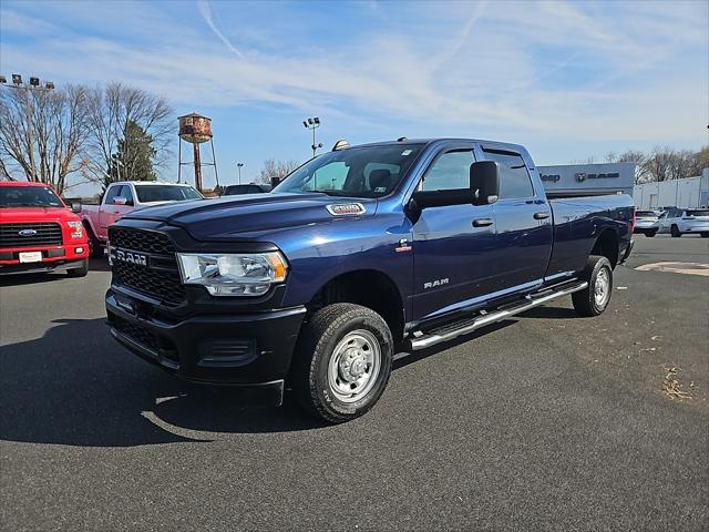 2020 RAM 2500 Tradesman Crew Cab 4X4 8 Box